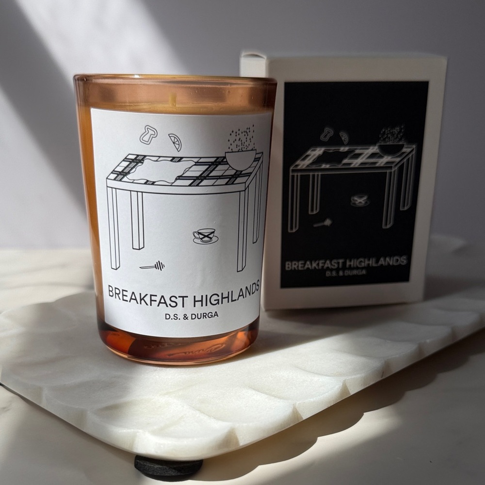 D.S. & Durga Breakfast Highlands Amber Candle